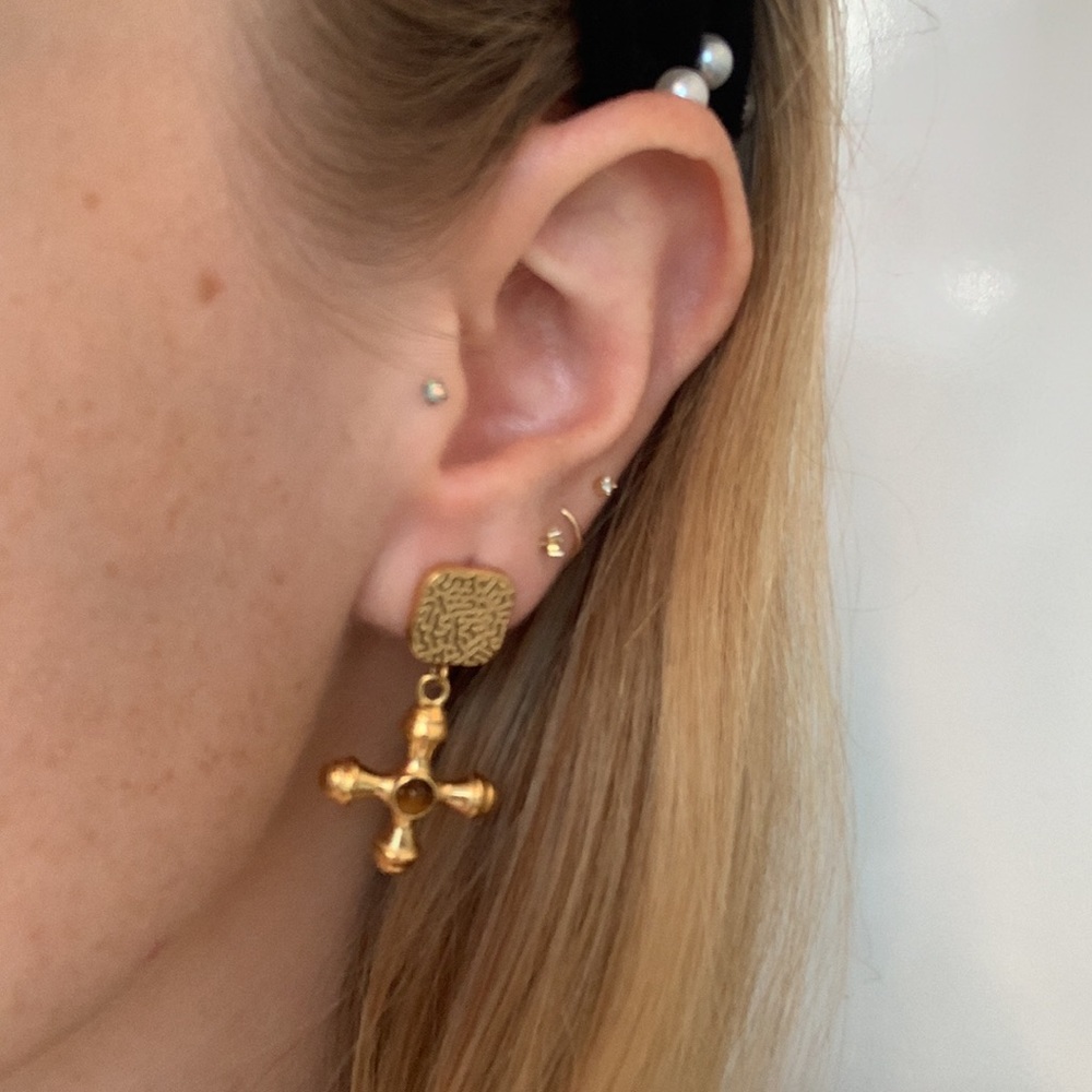 gold plated stainless steel and resin brown stud dangling earrings